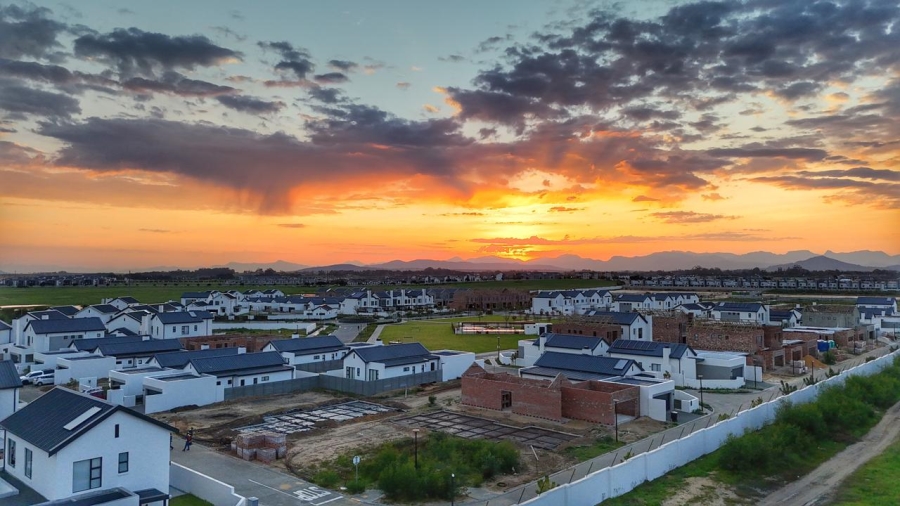 To Let 3 Bedroom Property for Rent in Le Coste Estate Western Cape